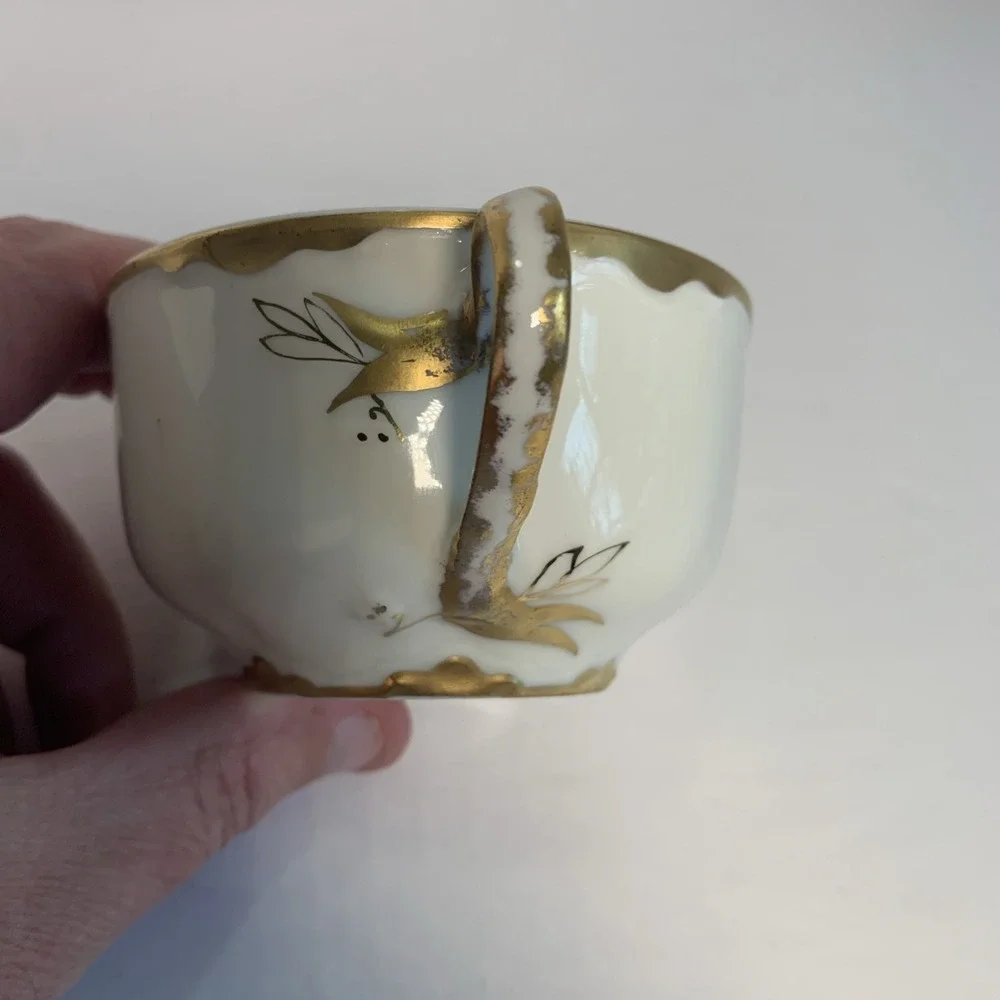 Haviland Limoges France Tea Cup Saucer Set White Gold Encrusted‎ Scalloped Edge